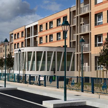 Domitys Le Jardin Des Trois Rois Aparthotel Romorantin-Lanthenay Buitenkant foto