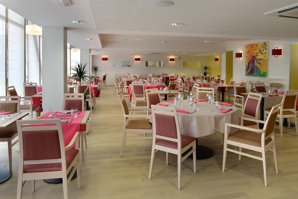 Domitys Le Jardin Des Trois Rois Aparthotel Romorantin-Lanthenay Buitenkant foto